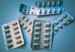 Paracetamol Tablets – Pain and fever relief thumbnail 1